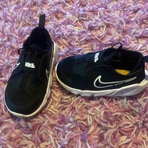 Toddler Nike shoes